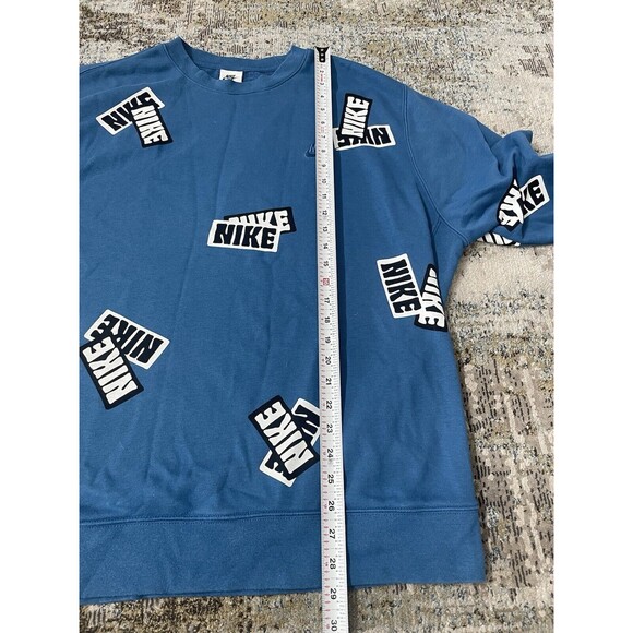Nike Sports Essentialls All Over Sticker Print Sweatshirt Mens XL Blue - Picture 5 of 6